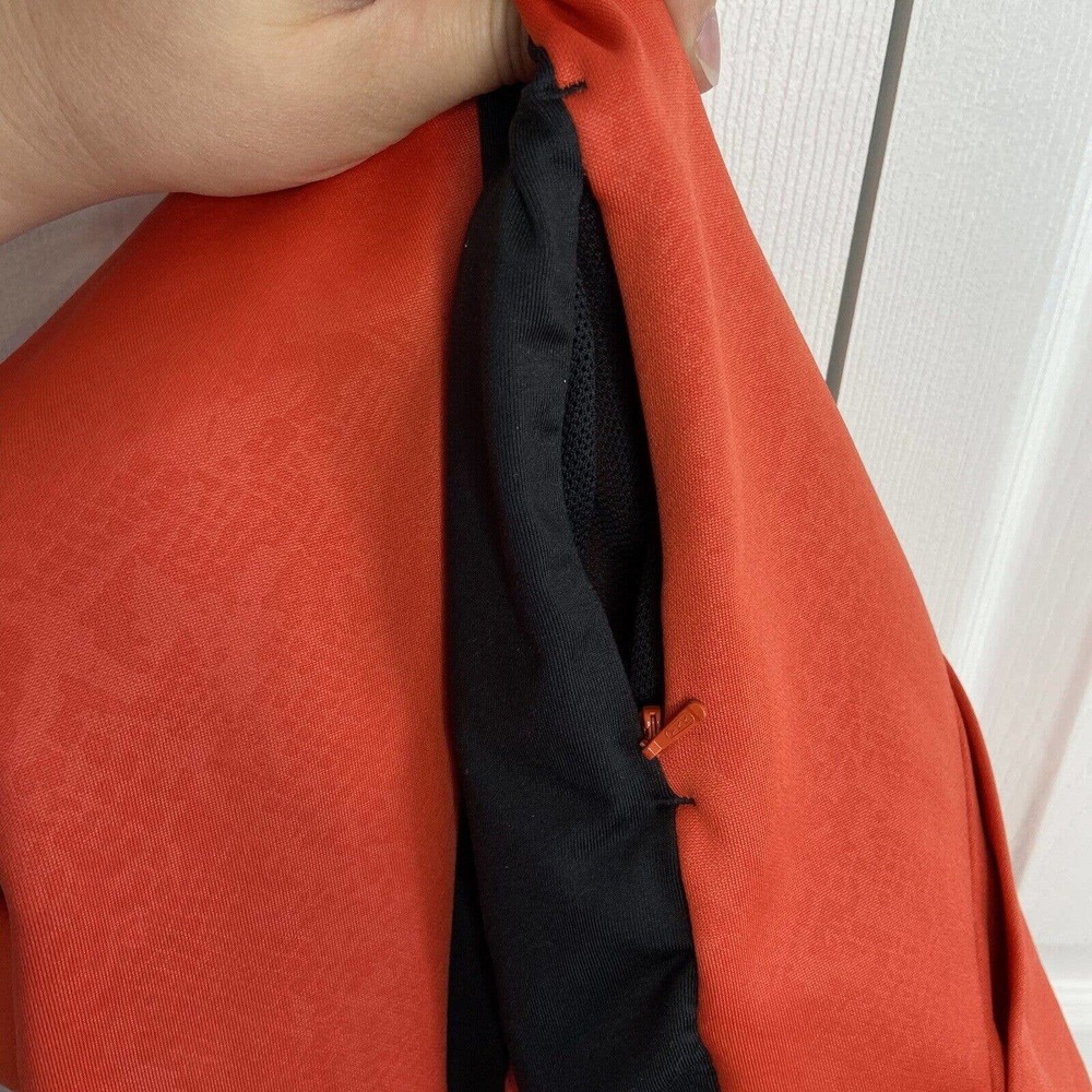 Nike Therma-Fit Hooded Pullover Sweatshirt Size Medium Red Orange Snakeskin - Picture 11 of 14